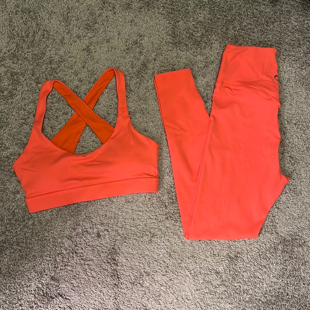 NWOT Orange Sports Bra & Leggings Set